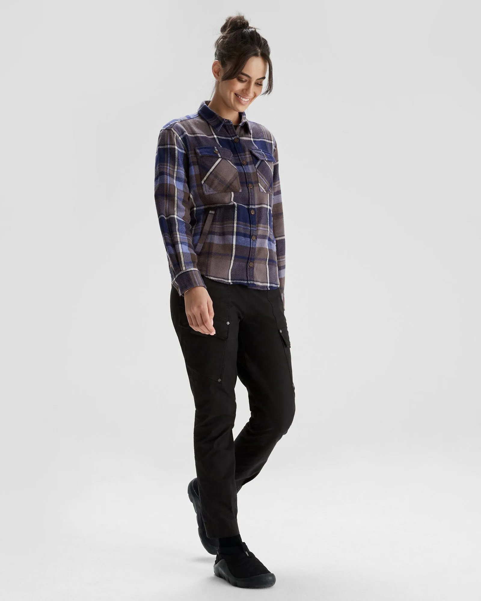 Women's Huntly Long Sleeve Shirt - Cabin Plaid Horizon Line
